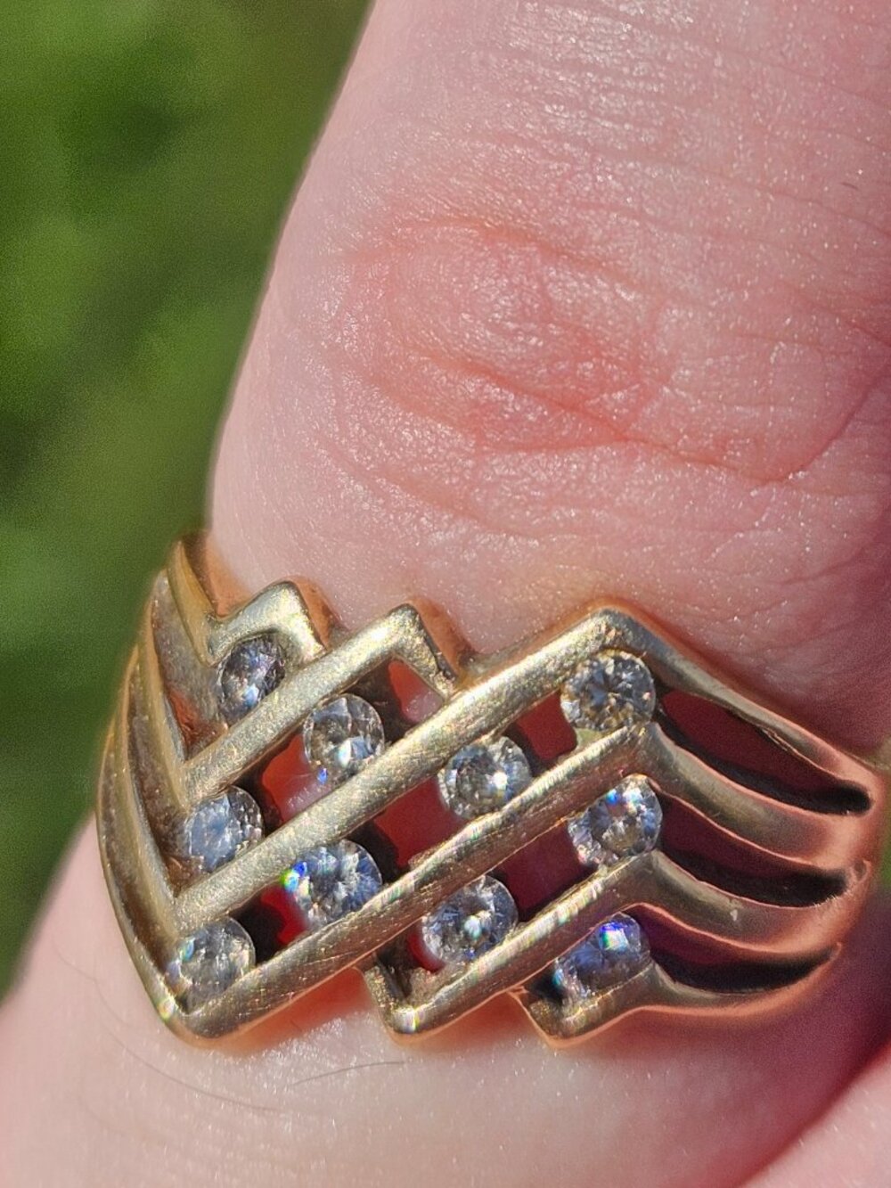 10K Yellow Gold Channel Set Diamond Zigzag Path Wide Band Ring 10mm Size 6.5